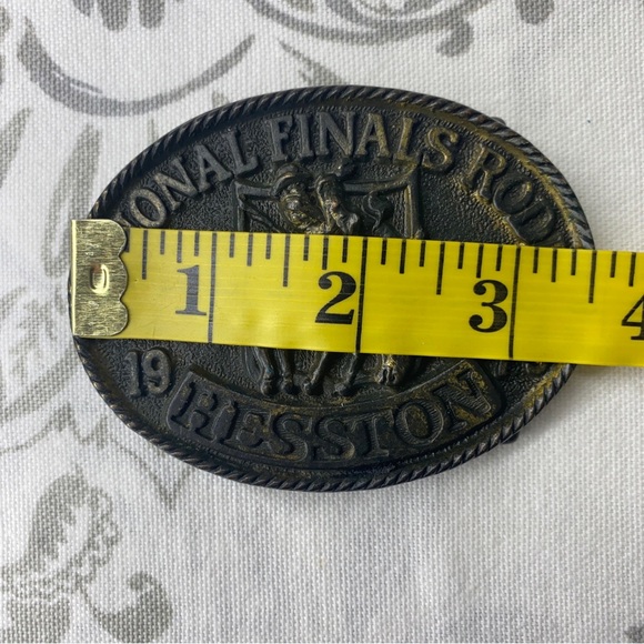 Buckle vintage National Finals Rodeo Hesston 1979
NFR Adult Cowboy - Picture 3 of 5